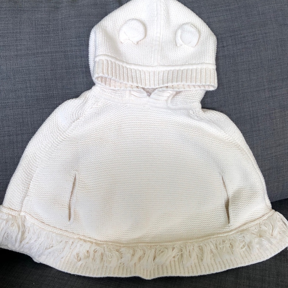Baby GAP Heavy Knit Poncho with fringed bottom😍